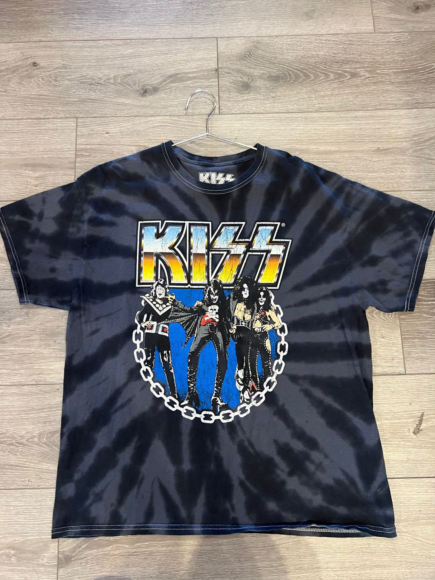 Kiss