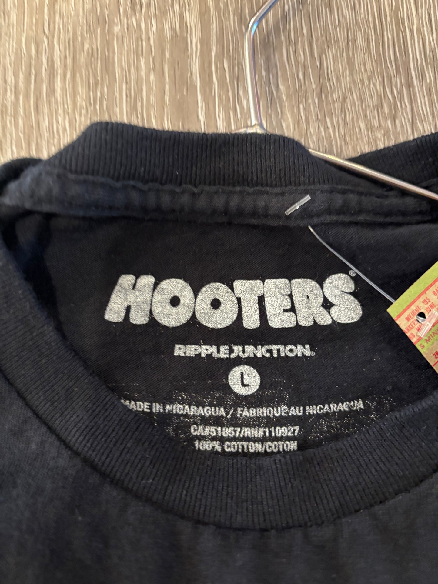 Hooters