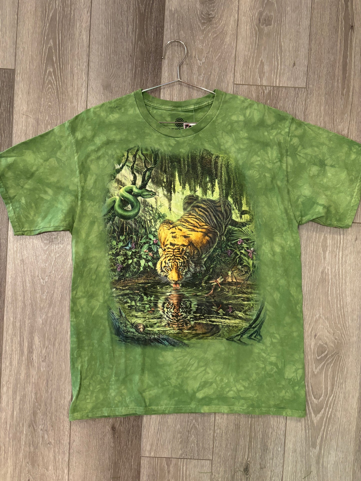 Tiger Jungle Scene