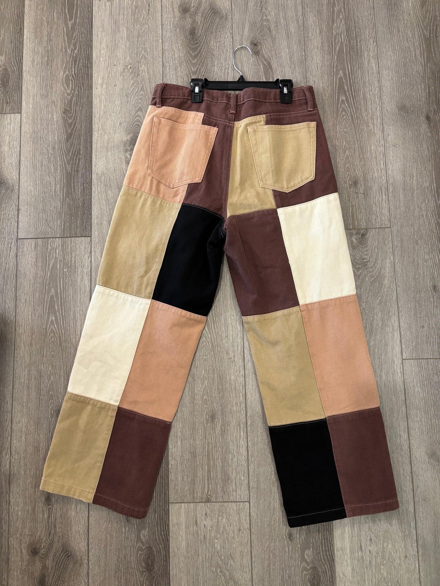 Signature 8 Checkered